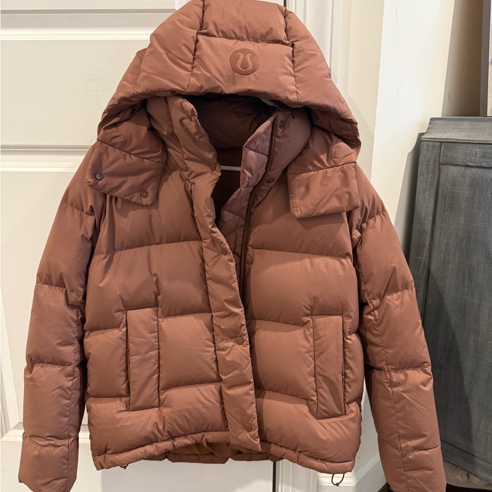 lululemon athletica Women's Puffer Jacket in Rust Brown - Picture 5 of 7